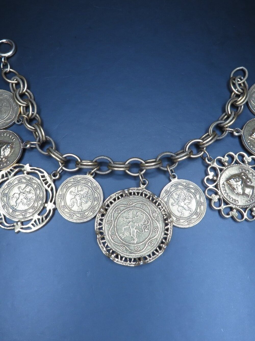 Empereur Napoleon and Queen Victoria Coin Medallion Vintage Charm Bracelet